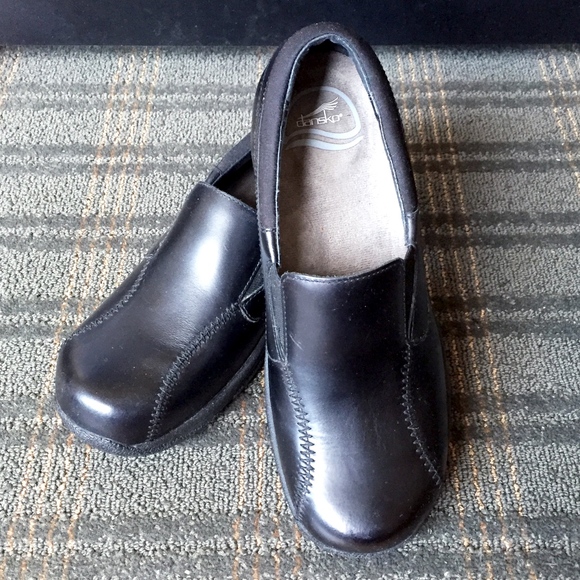 Dansko Kim Black Pull-Up Leather Shoes - Picture 1 of 7